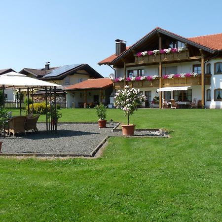 Gaestehaus "Zur Schmiede" แวร์ทอัค ภายนอก รูปภาพ