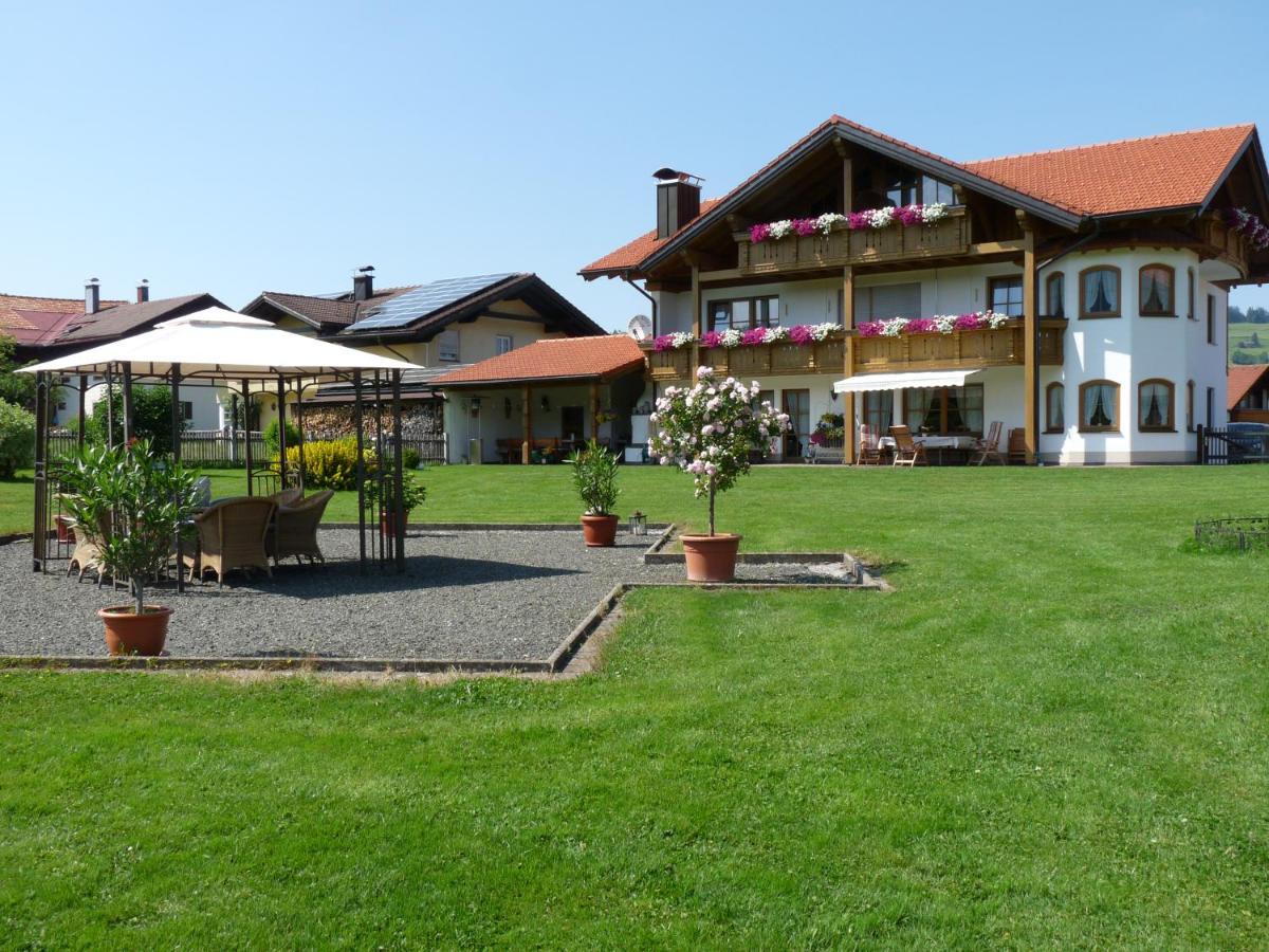 Gaestehaus "Zur Schmiede" แวร์ทอัค ภายนอก รูปภาพ